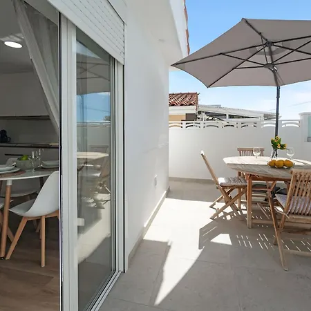 Semesterbostad La Casita De Emily - Reformada, Bien Situada Y Con Piscina Amplia