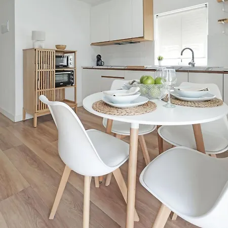 Semesterbostad La Casita De Emily - Reformada, Bien Situada Y Con Piscina Amplia *