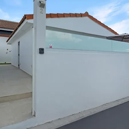 La Casita De Emily - Reformada, Bien Situada Y Con Piscina Amplia 펜션 *