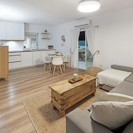 펜션 La Casita De Emily - Reformada, Bien Situada Y Con Piscina Amplia 산미겔데아보나