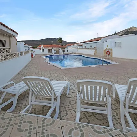 La Casita De Emily - Reformada, Bien Situada Y Con Piscina Amplia San Miguel de Abona