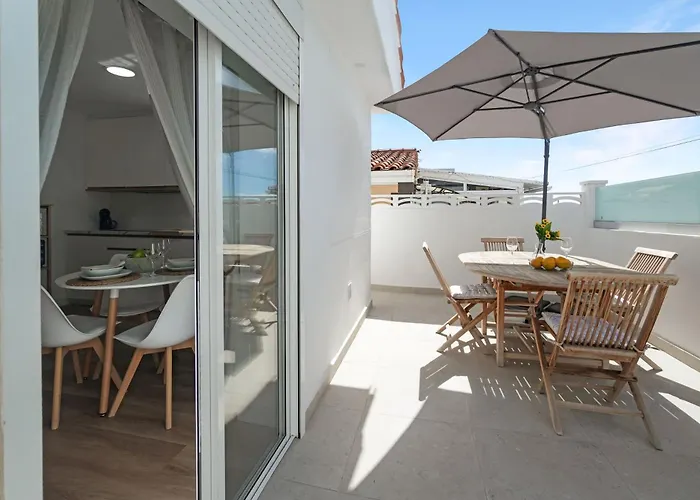 بيت للعطل La Casita De Emily - Reformada, Bien Situada Y Con Piscina Amplia