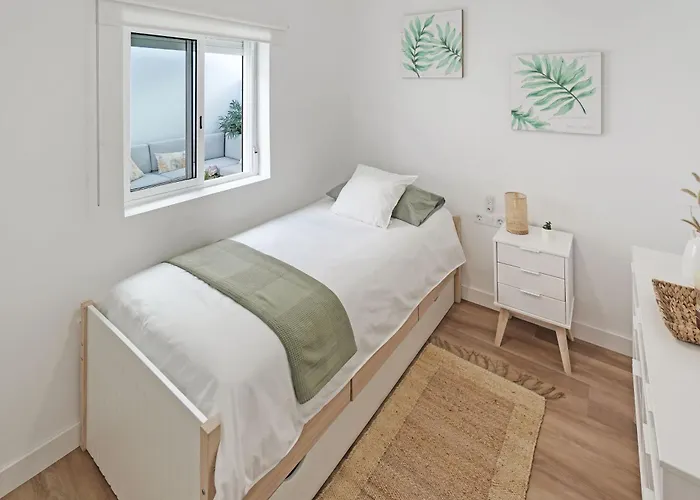 La Casita De Emily - Reformada, Bien Situada Y Con Piscina Amplia *