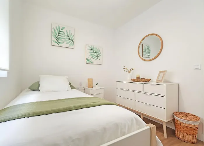 Ferienhaus La Casita De Emily - Reformada, Bien Situada Y Con Piscina Amplia