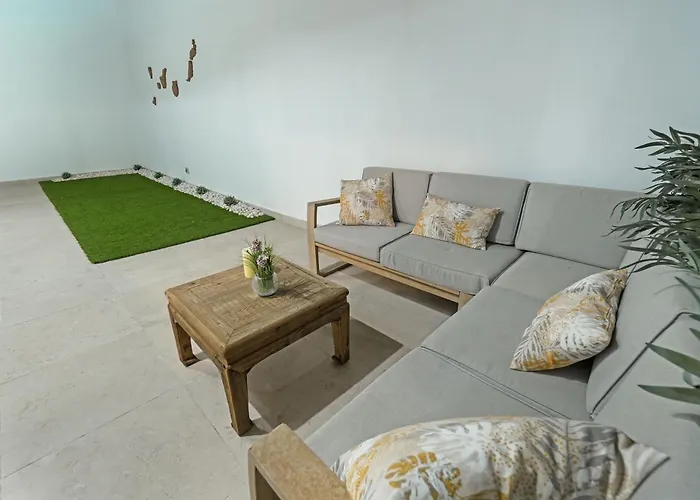 La Casita De Emily - Reformada, Bien Situada Y Con Piscina Amplia * سان ميغيل ذي أبونا