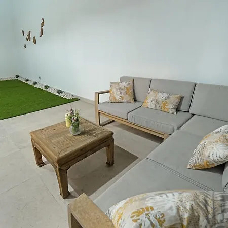 La Casita De Emily - Reformada, Bien Situada Y Con Piscina Amplia * San Miguel de Abona